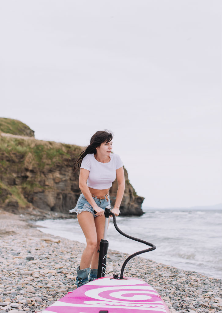 Девушка с SUP